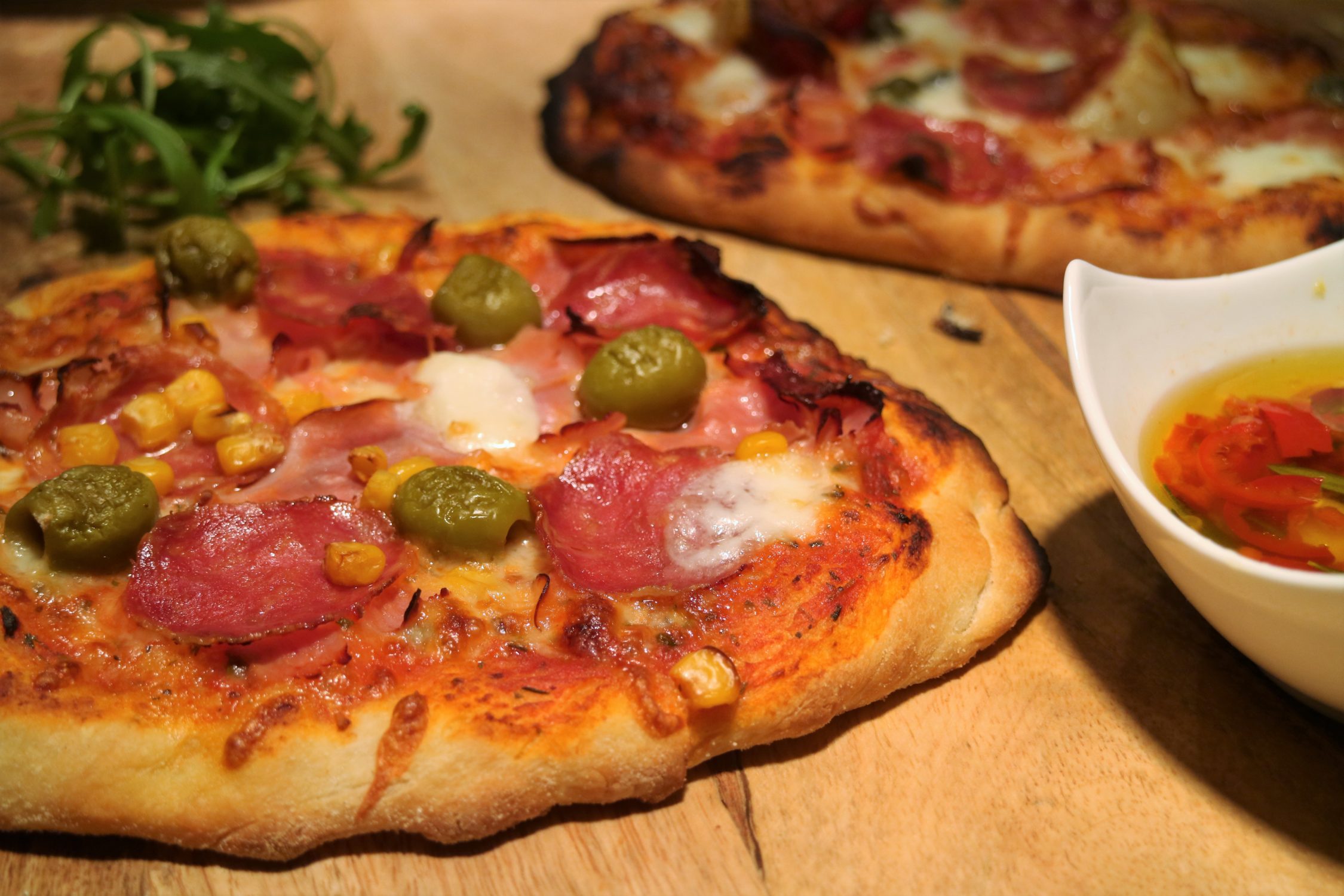 Original italienischer Pizzateig mit Gelinggarantie - kissedbyflames.com