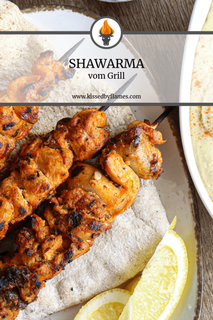 Shawarma vom Grill: der arabische Bruder des Döner Kebaps! Das Street Food aus dem Nahen Osten ist eine schmackhafte Abwechslung am heimischen Grill.#rezept #grillen #levante #spieße #shawarma